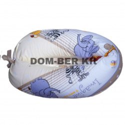 Szoptatós párna szafari mintás Kifli alakú